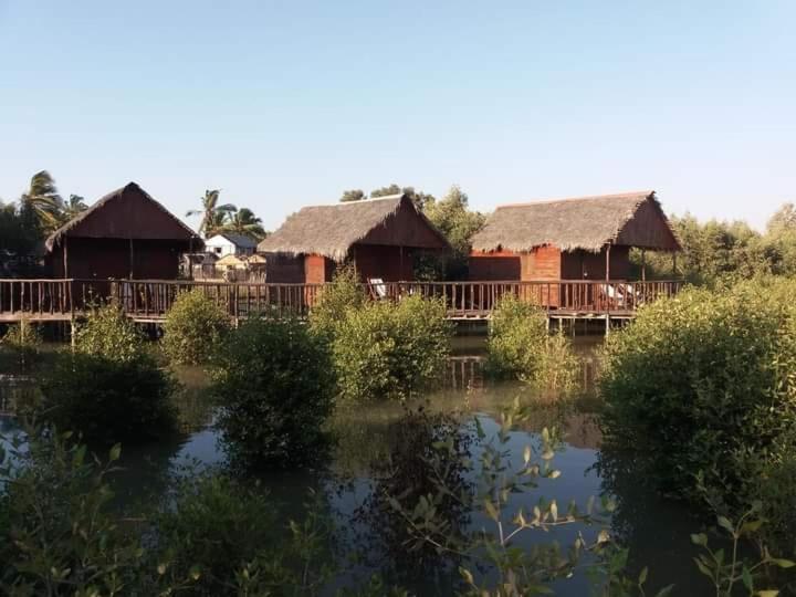 Hotel La Capannina Chez Lea Morondava Esterno foto
